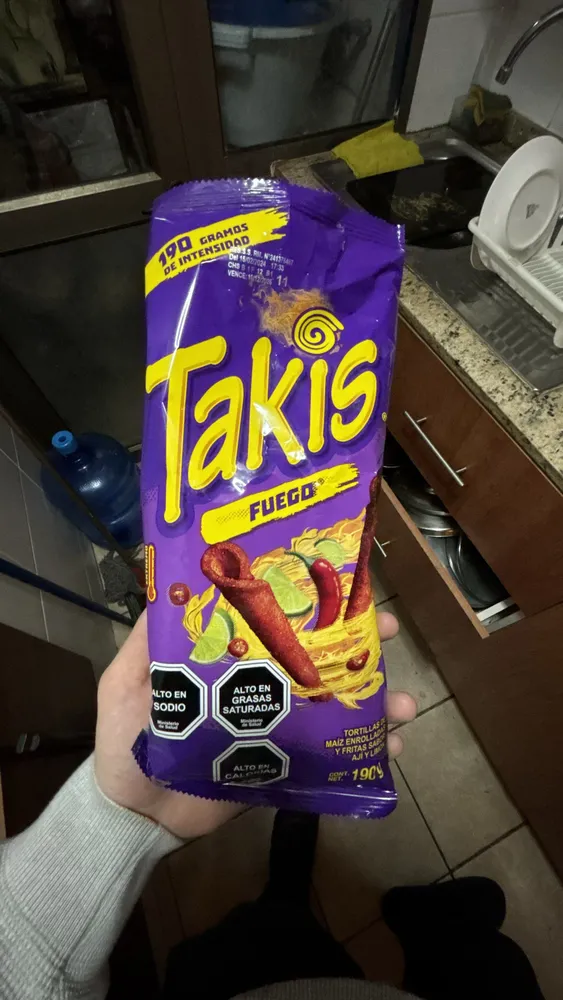 Takis FUEGO