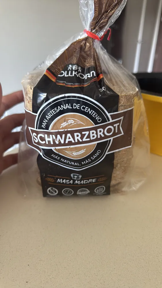 SCHWARZBROT
