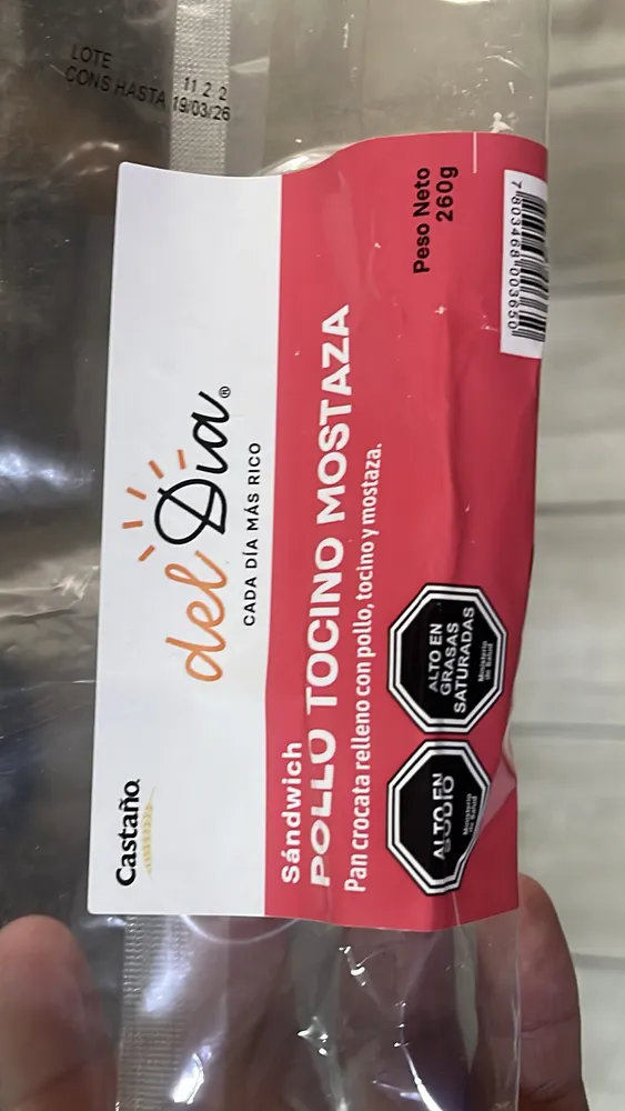 Sándwich POLLO TOCINO MOSTAZA