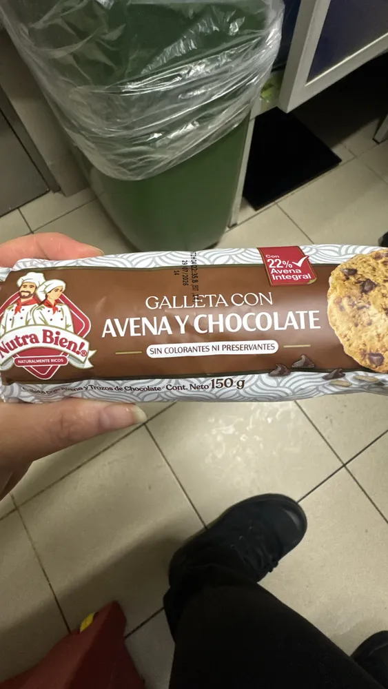 GALLETA CON AVENA Y CHOCOLATE