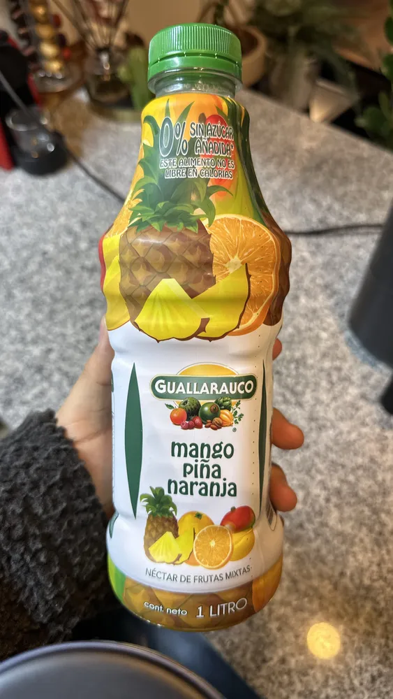 mango piña naranja