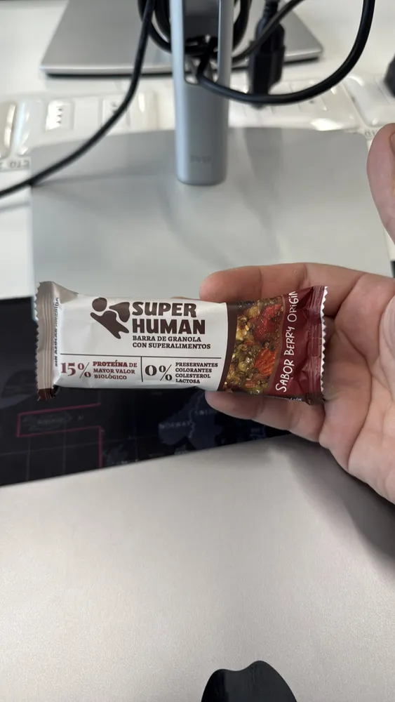 SUPER HUMAN BARRA DE GRANOLA CON SUPERALIMENTOS