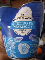 Surtido de mariscos en agua