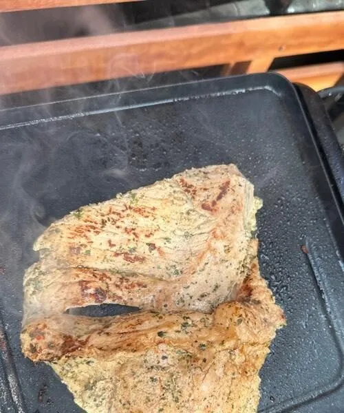 Pulpa pierna con chimichurri