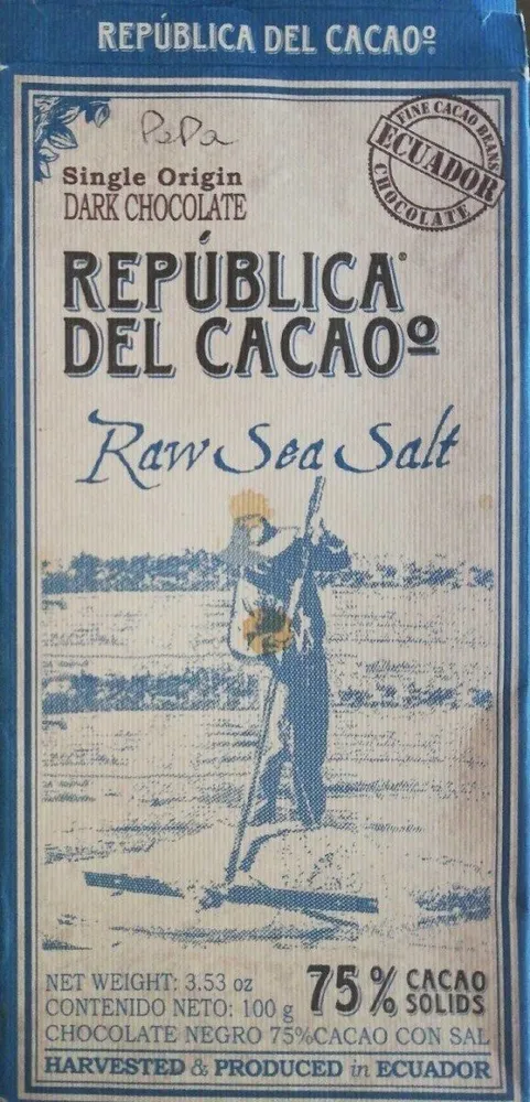 Chocolat noir aux éclats de sel de mer