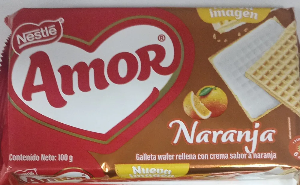 Galleta wafer rellena con crema sabor a naranja