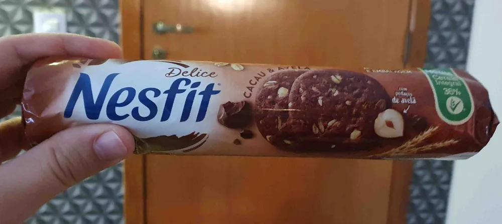 Biscoito Integral Nesfit com Cacau e Avelã