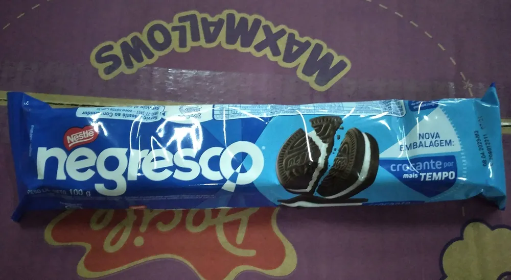Biscoito Chocolate Recheio Baunilha Negresco Pacote 100g