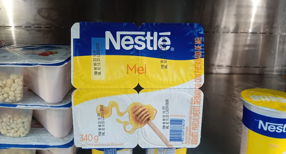 Iogurte Parcialmente Desnatado Mel Nestlé Bandeja 340g 4 Unidades