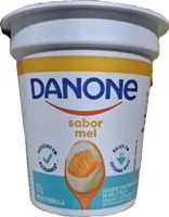 Iogurte desnatado com preparado de mel e fruta
