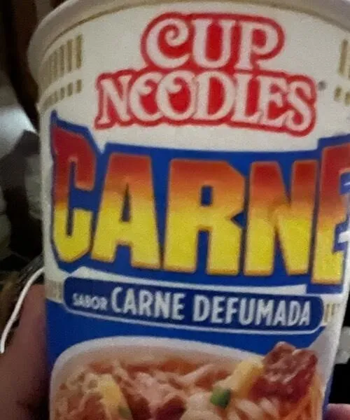Cup Noodles    Carne