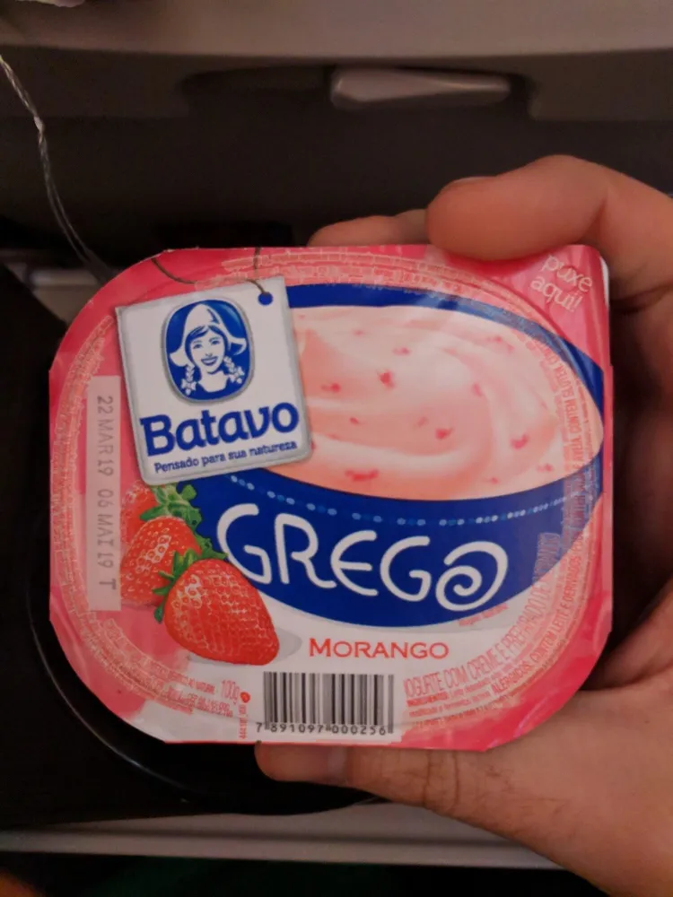 Iogurte Grego Morango Batavo Pote 100g