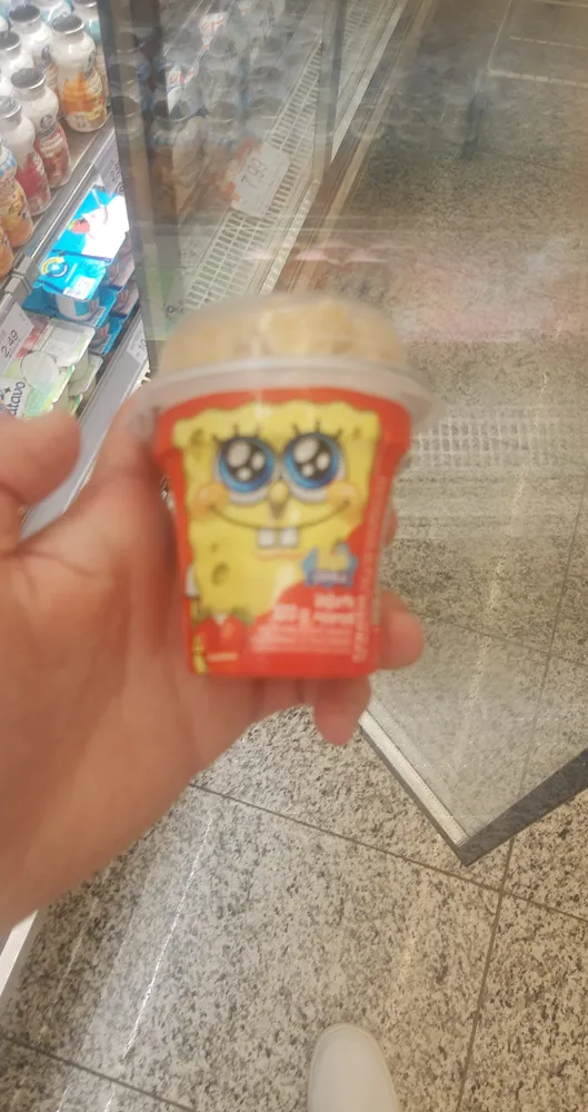 Iogurte Morango Com Cereais Bob Esponja Batavo Copo 120g