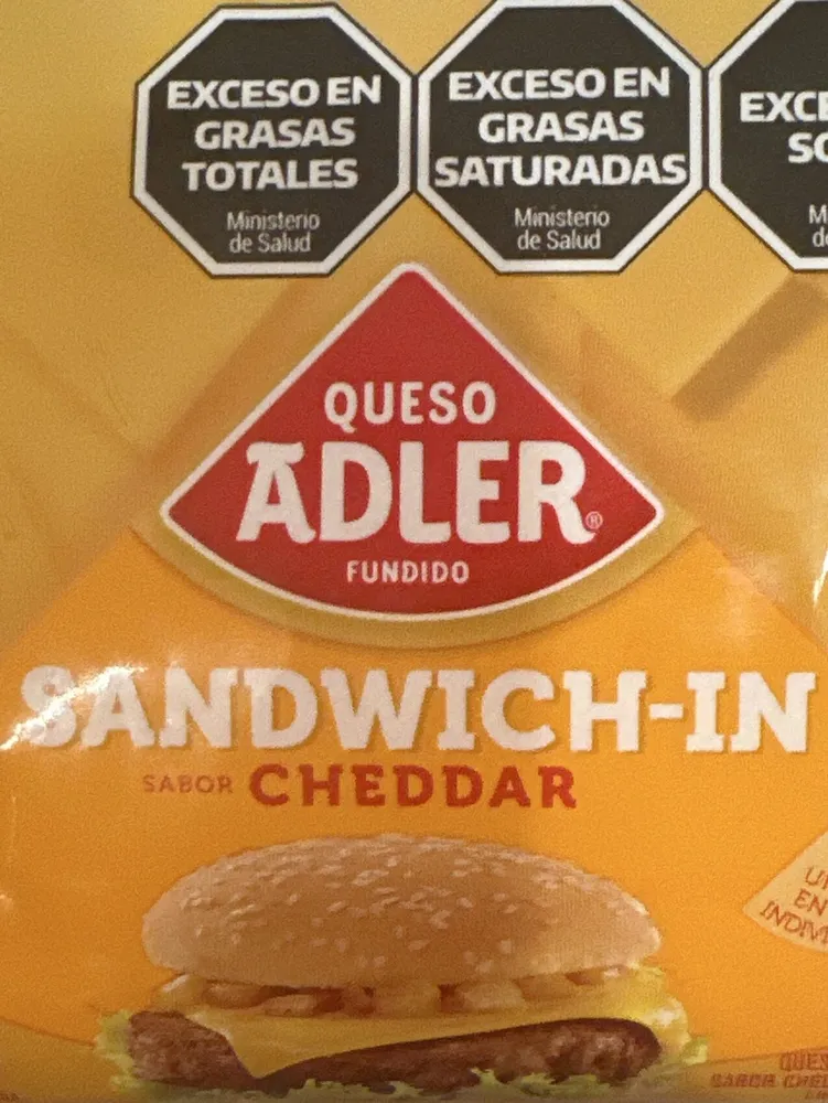 Queso Cheddar Adler