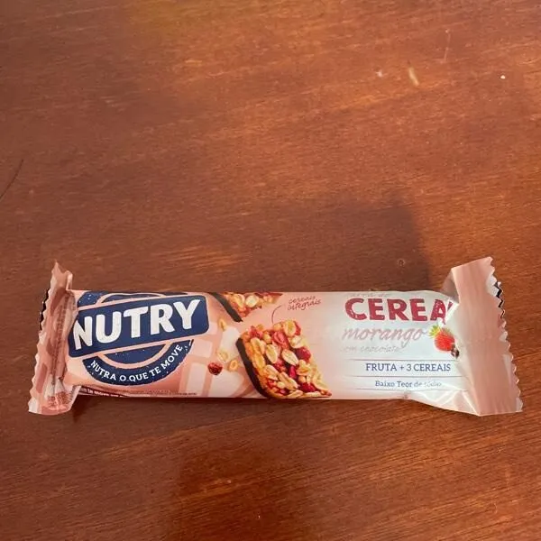 Barra de Cereal Morango com Chocolate