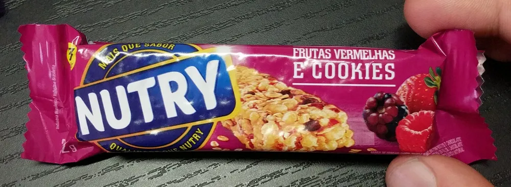 Frutas vermelhas e cookies