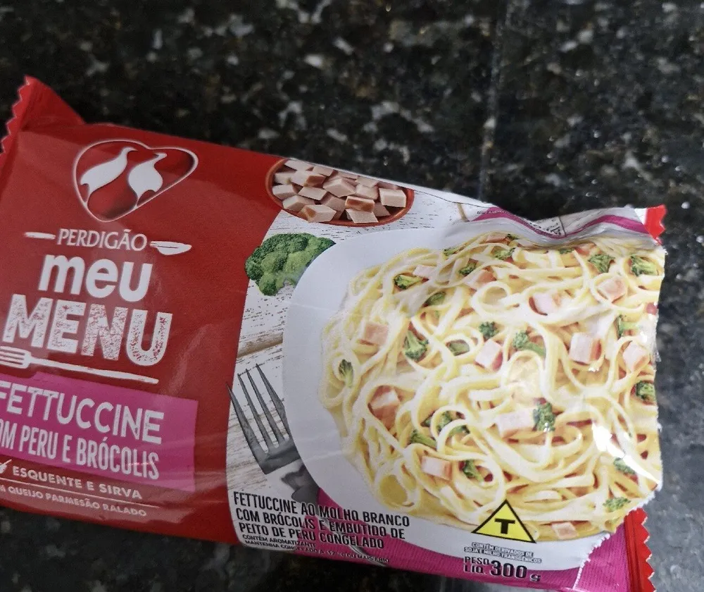 Fettucine com Peru e Brócolis Meu MENU Perdigão