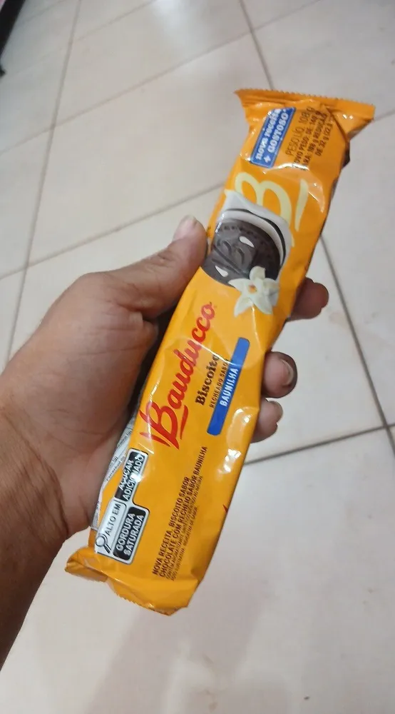 Rocambole Baunilha Recheio E Cobertura Chocolate Bauducco Roll Pacote 34g