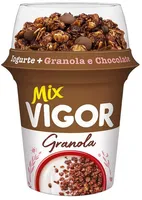 Iogurte Integral Com Granola De Chocolate Vigor Viv Mix Copo 165g