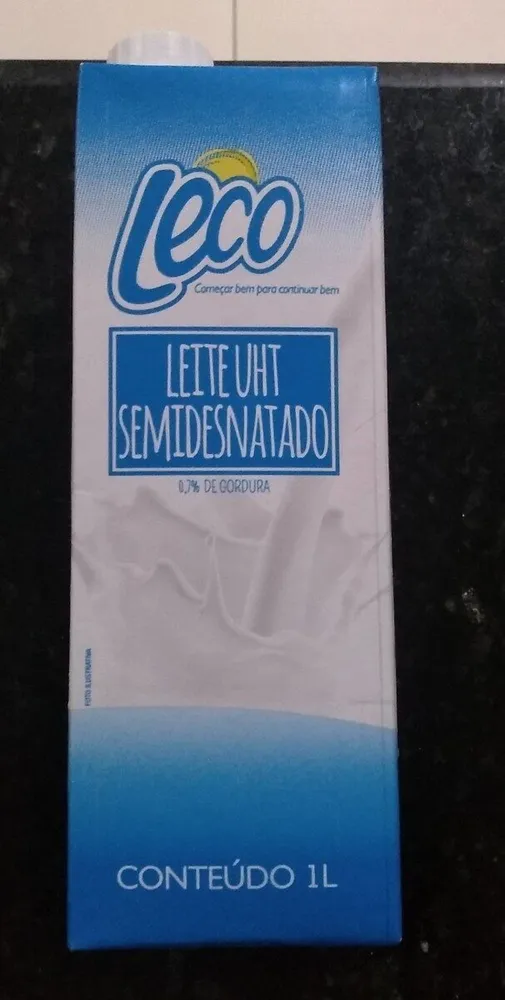 Leite UHT SemiDesnatado Leco 1L