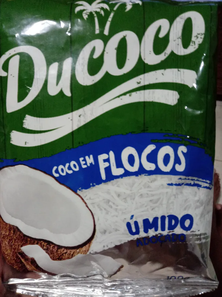 Coco em flocos úmido adoçado