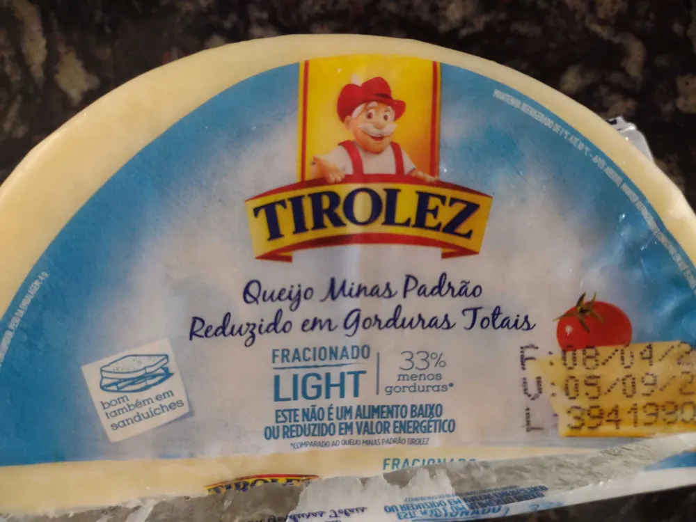 Queijo Minas Padrão Reduzido em Gorduras Totais