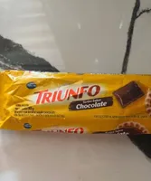 BISCOITO COM RECHEIO SABOR CHOCOLATE