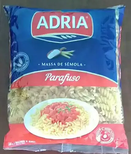 Massa de sêmola parafuso