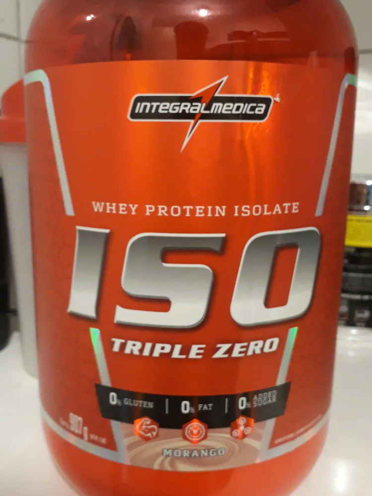 Whey Protein Isolate ISO Triple Zero Morango