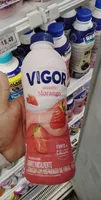 Iogurte Parcialmente Desnatado Morango Vigor Garrafa 800g