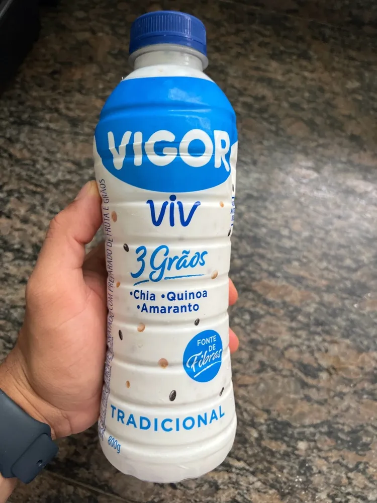 Iogurte Tradicional Vigor Viv 3 Grãos Garrafa 800g