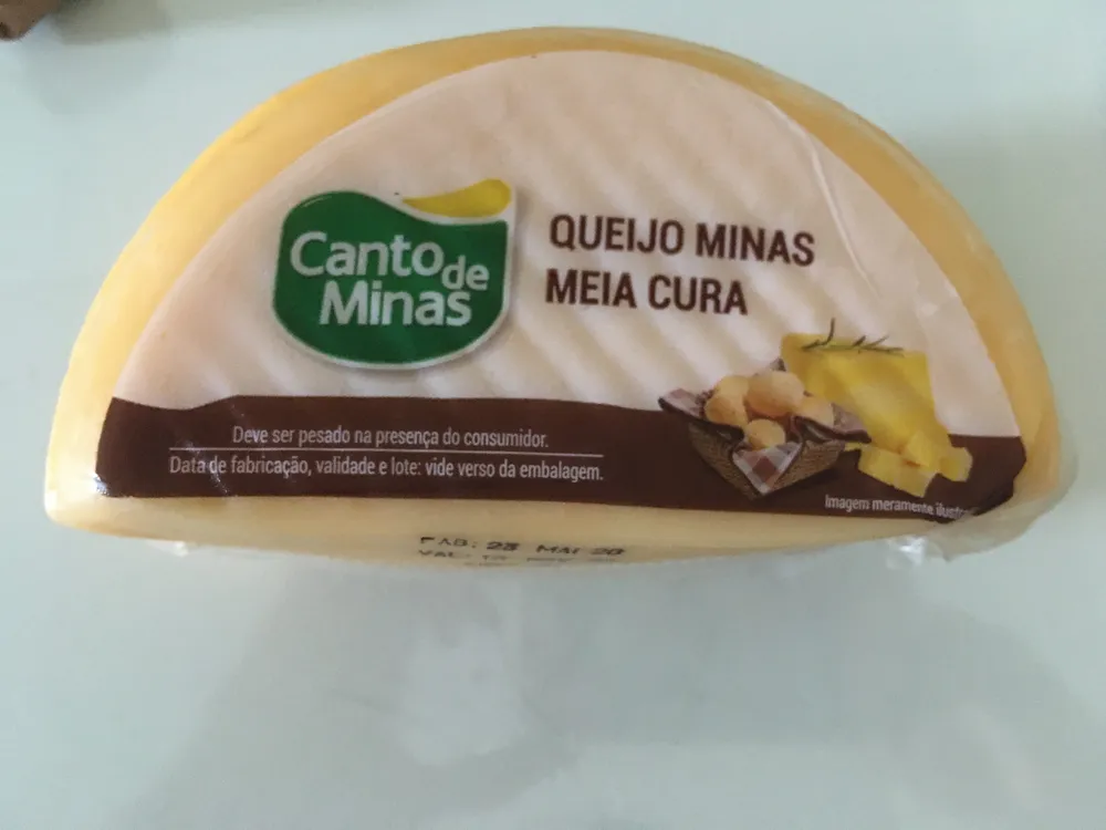 Queijo minas meia cura