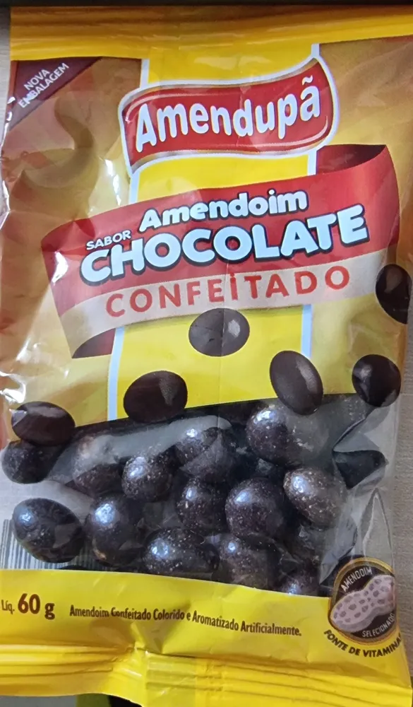 Amendoim sabor chocolate confeitado