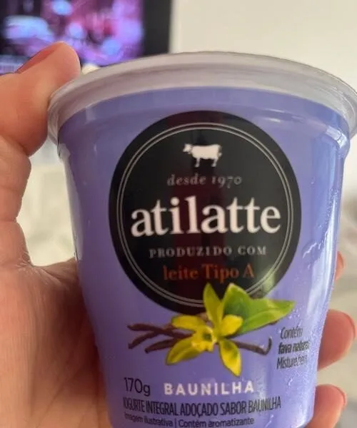 Iogurte integral sabor baunilha