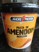 Pasta de amendoim integral