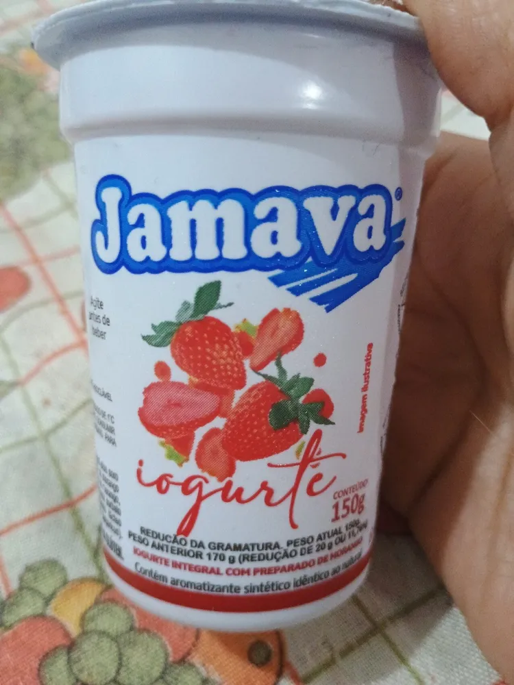 Iogurte de morango Jamaya