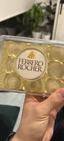 Bombom Ferrero Rocher Bandeja 150g 12 Unidades