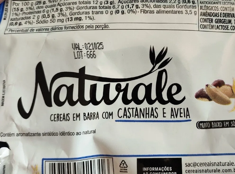 Cereais Em Barra Com Castanhas E Aveia