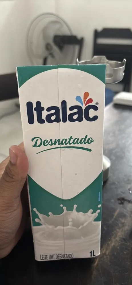 Leite UHT Desnatado
