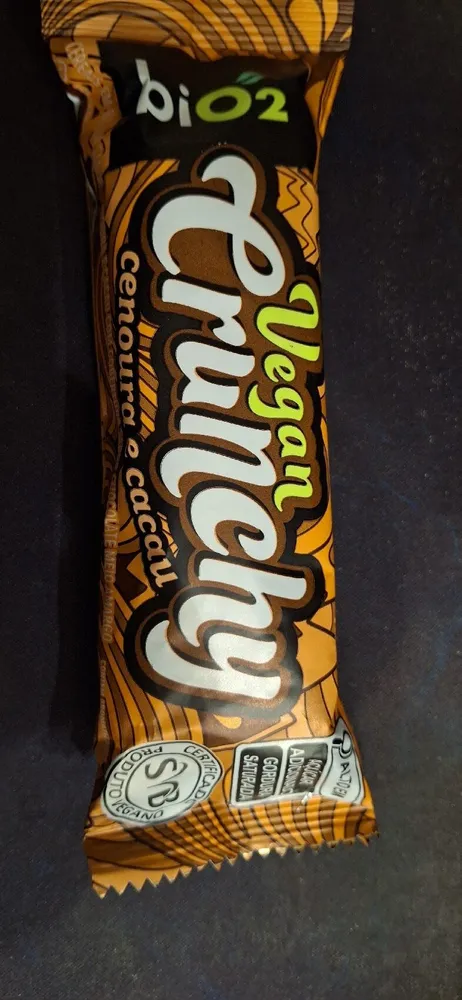 Barra De Cereal Cenoura E Cacau Cobertura Chocolate Meio Amargo Bio2 Vegan Crunchy Pacote 28g