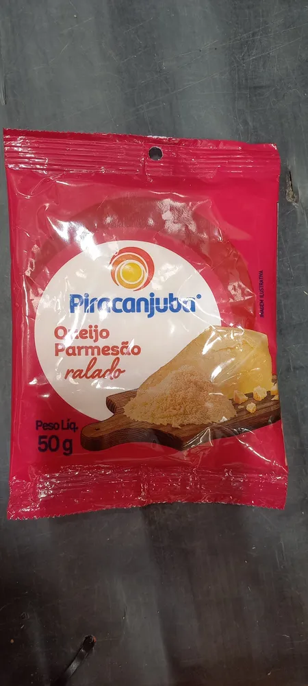 Queijo Parmesão Ralado Piracanjuba