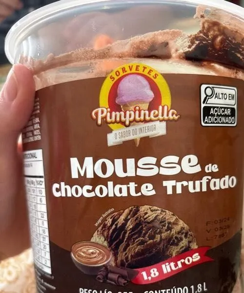 Sorvete mousse de chocolate trufado
