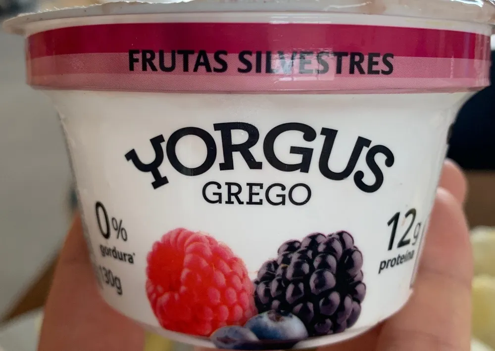 Yorgus greco frutas silvestres