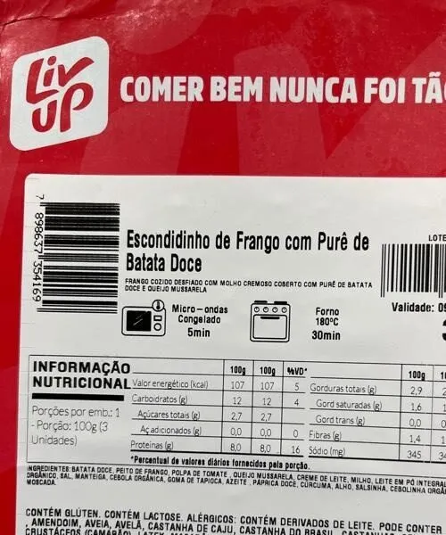 Escondidinho de frango com purê de batata doce