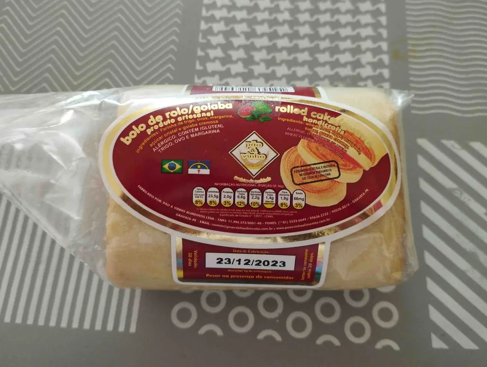 Bolo de Rolo Goiaba