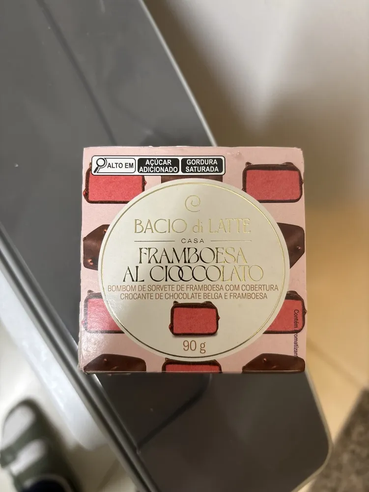 Bombom de Sorvete Framboesa Al Cioccolato