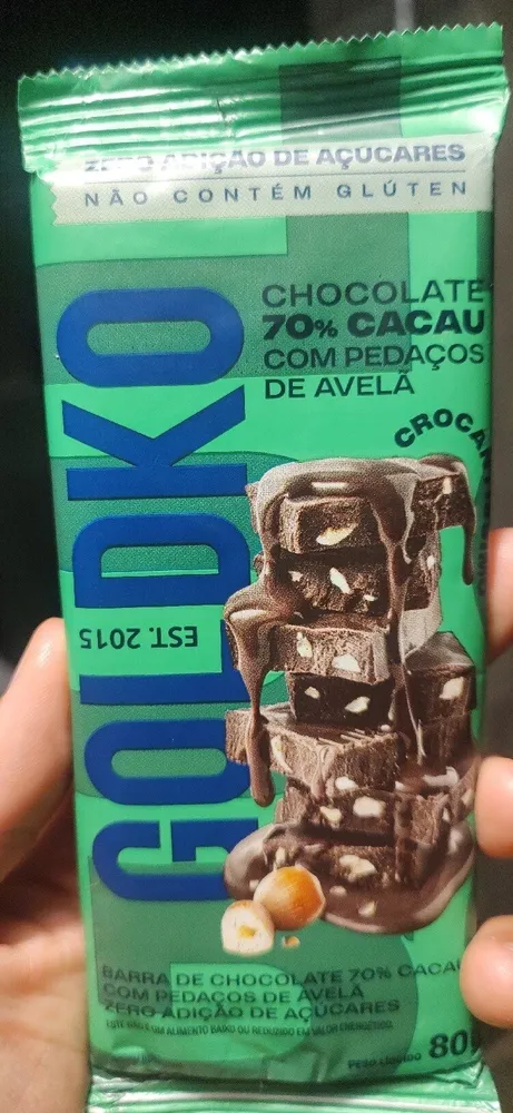 Chocolate 70 Cacau Com Pedaços De Avelãs Goldko Pacote 80g