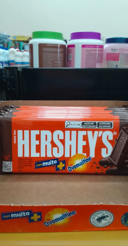 Chocolate Ao Leite Com Ovomaltine Hersheys Pacote 77g