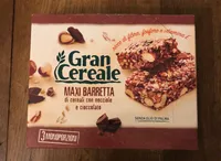 Maxi barretta di cereali con nocciole e cioccolato