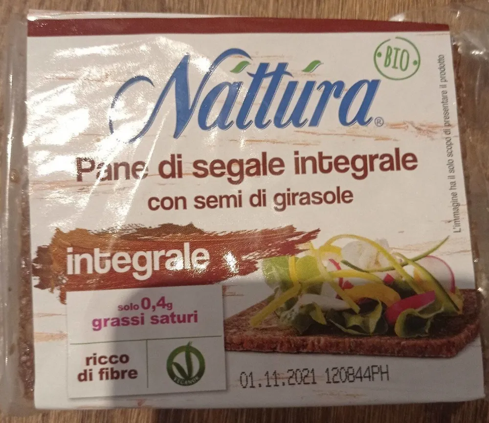 Pane di segale e semi di girasole